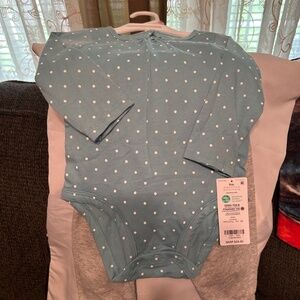 Carters 2 piece 9 month infant outfit NWT